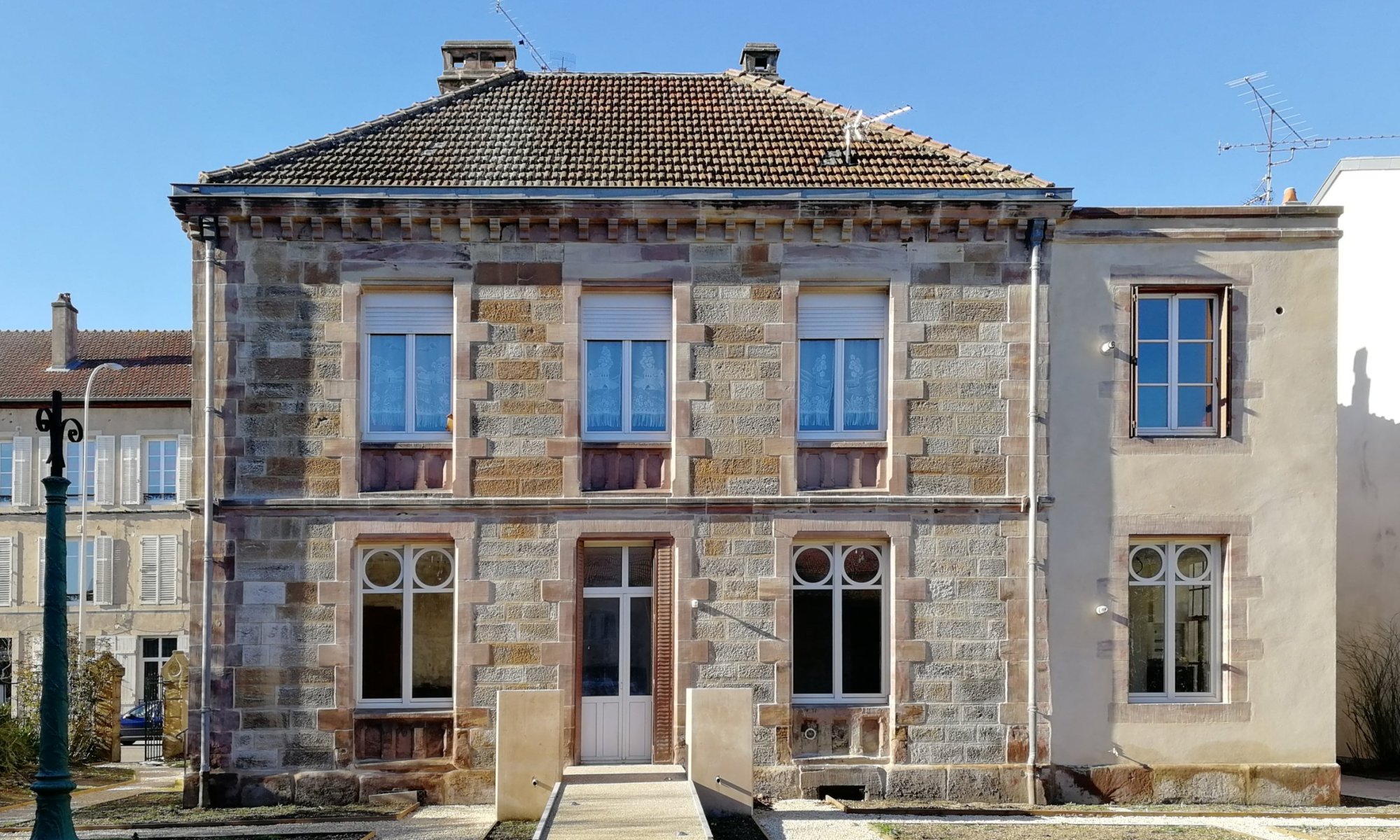 Maison de santé dans un ancien presbytère - photo 7