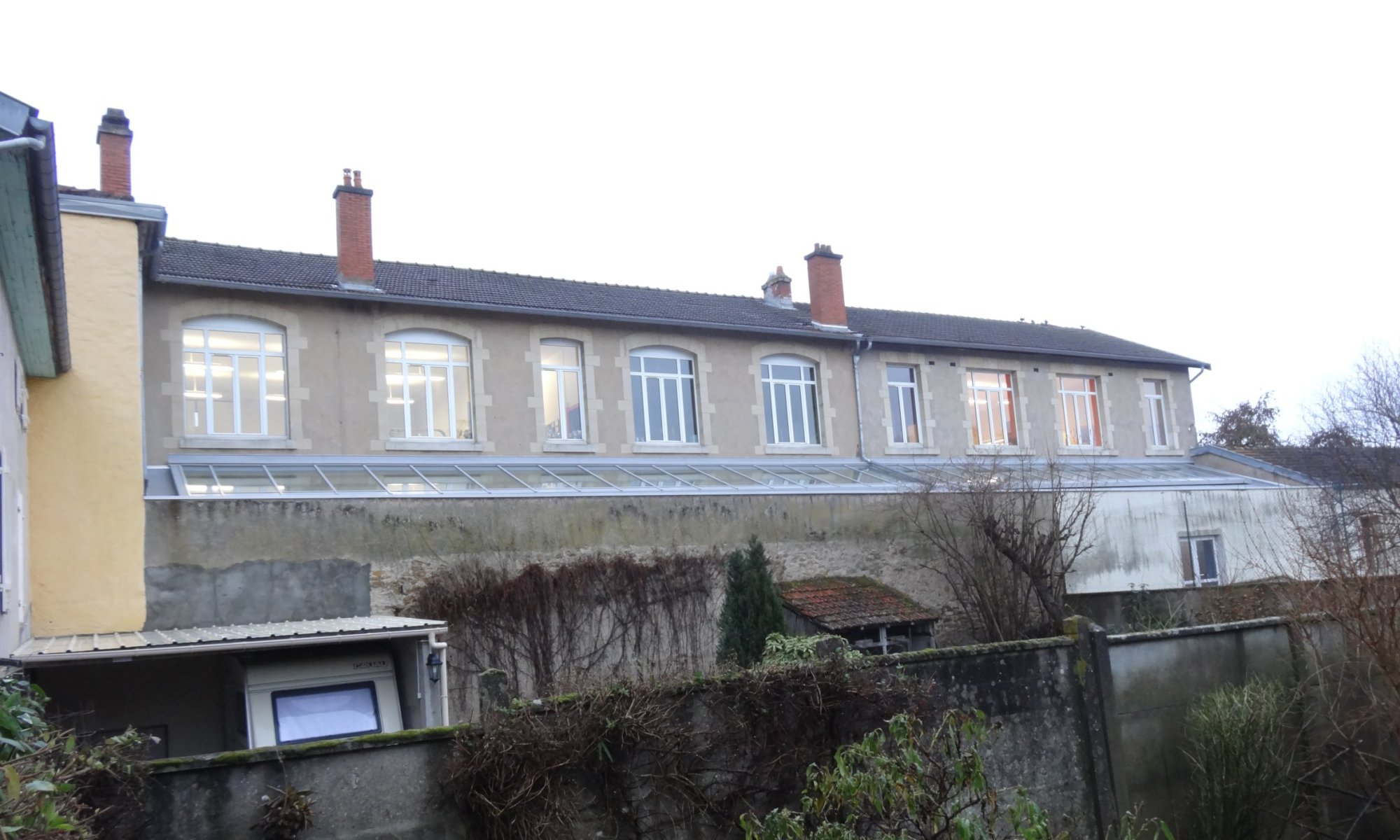 Verri&egrave;re &eacute;cole Jules Ferry - photo 1